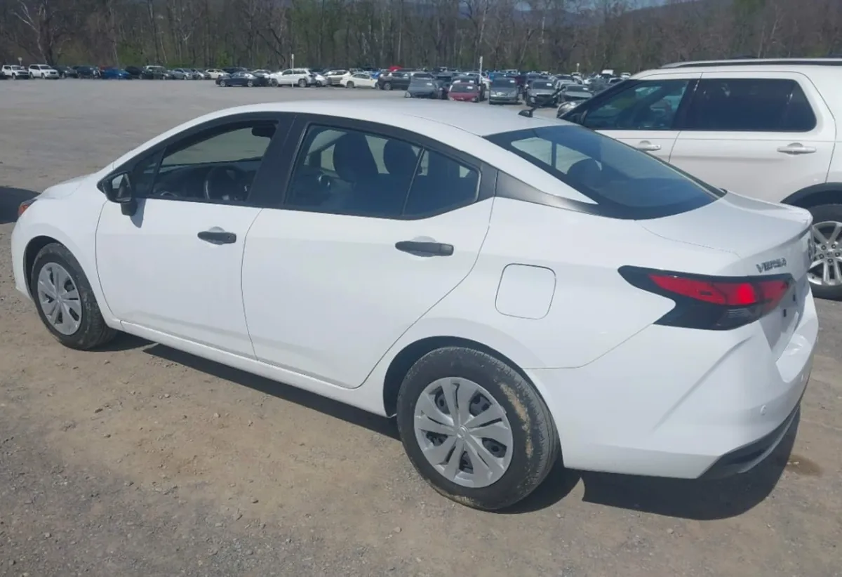 NISSAN VERSA S 2023