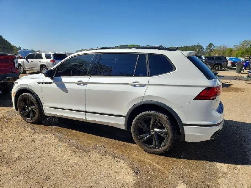 VOLKSWAGEN TIGUAN SE R-LINE BLACK 2023