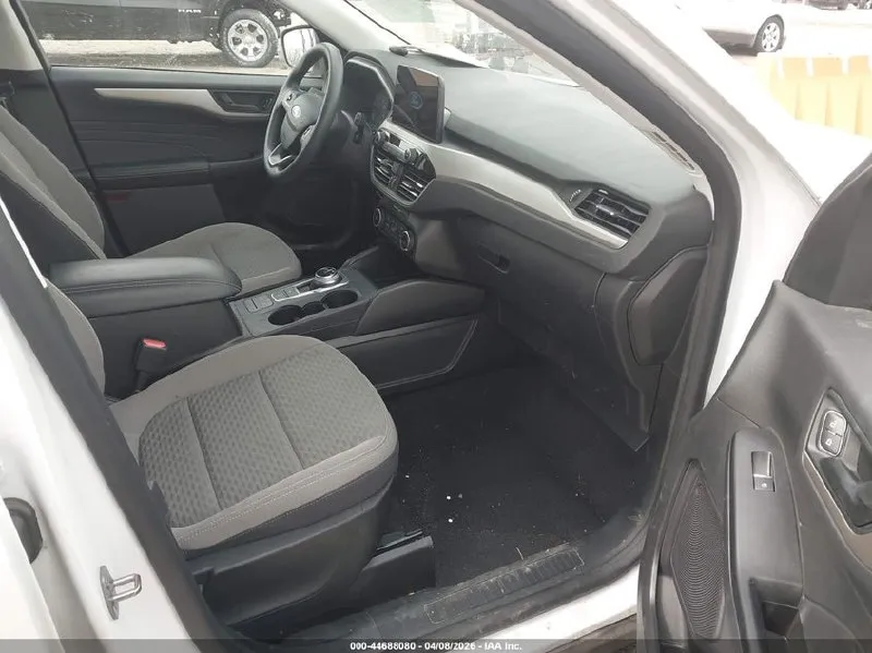 FORD ESCAPE SE 2022