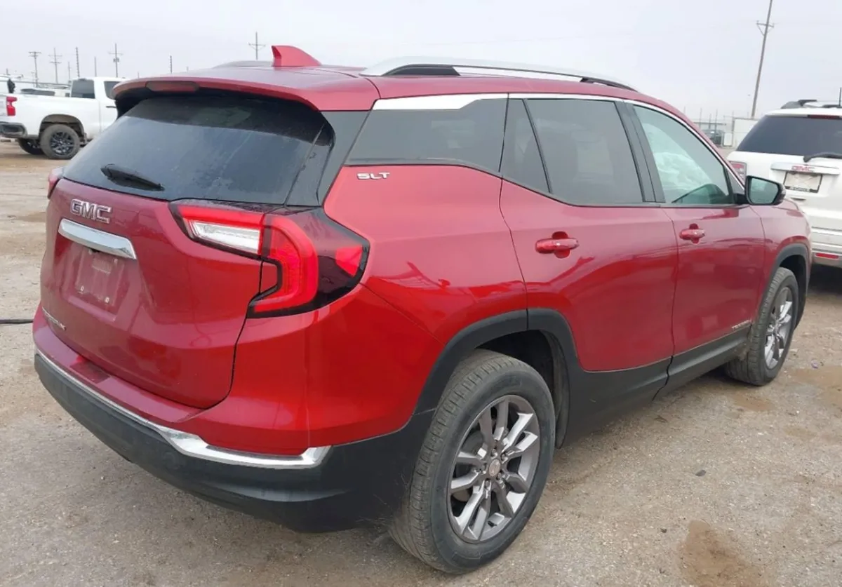 GMC TERRAIN SLT 2022