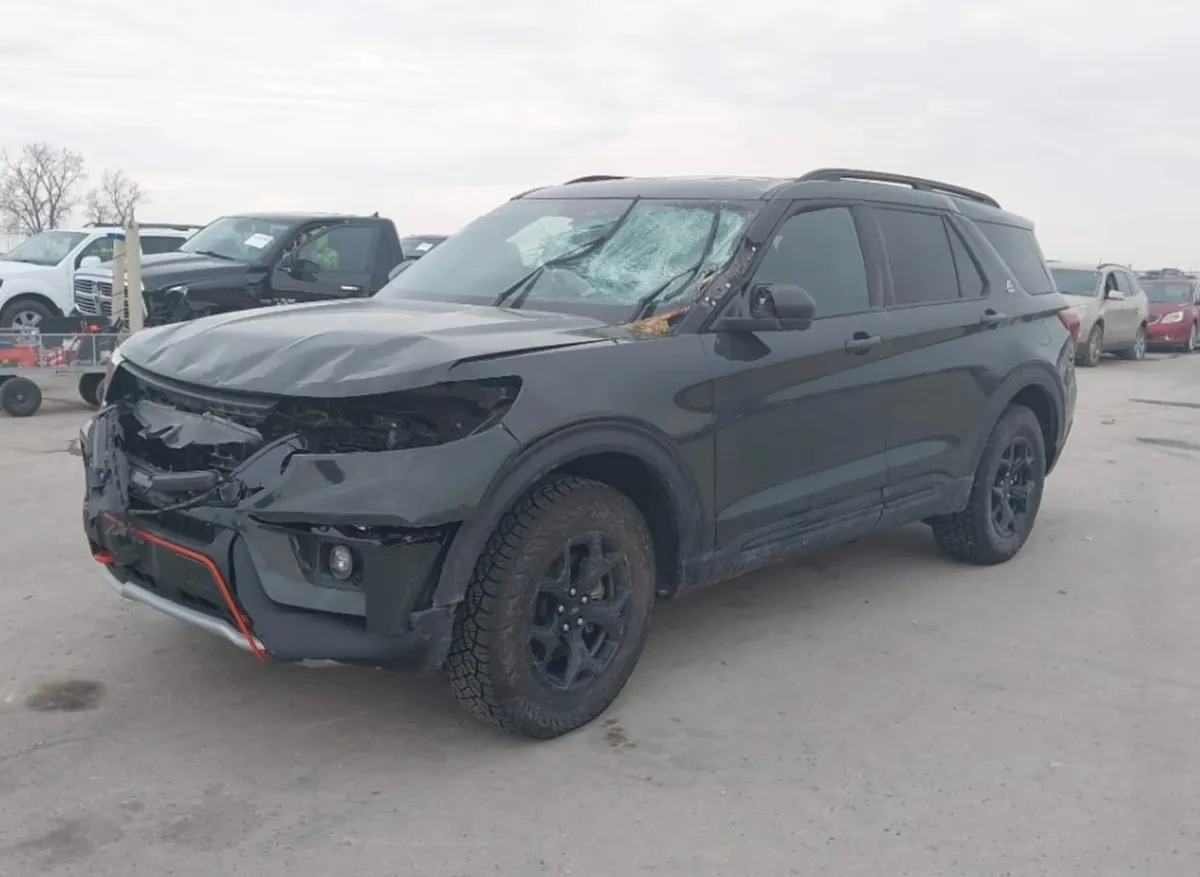 FORD EXPLORER TIMBERLINE 2023