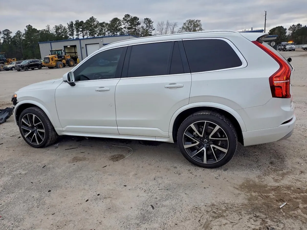 VOLVO XC90 T6 MOMENTUM 2022