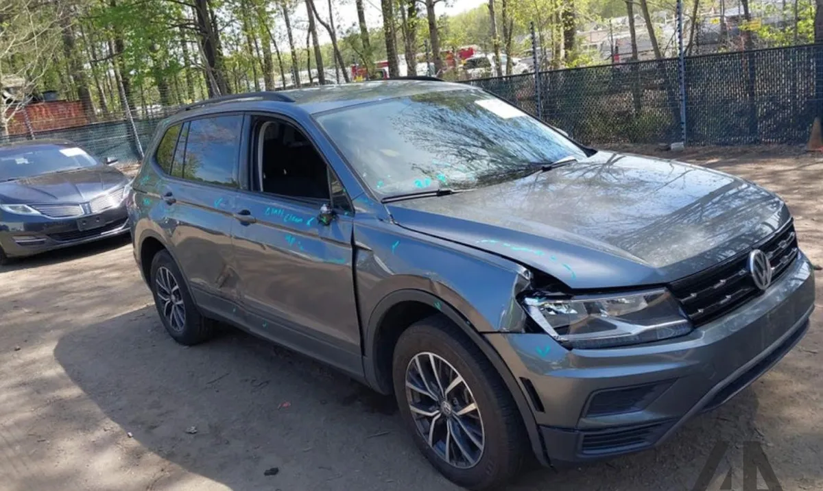 VOLKSWAGEN TIGUAN 2021