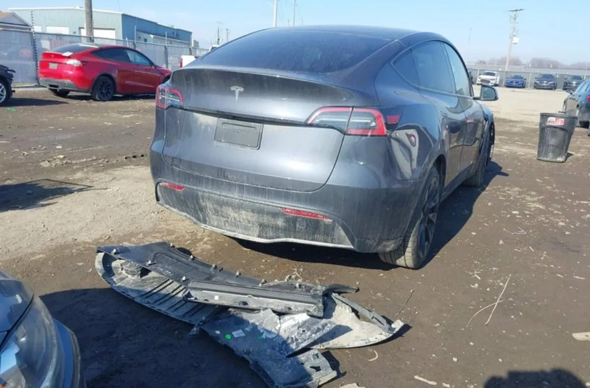 TESLA MODEL Y 2021