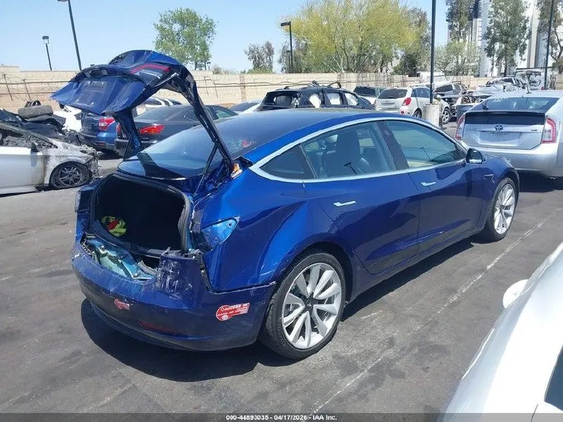 TESLA MODEL 3 LONG RANGE/MID 2018