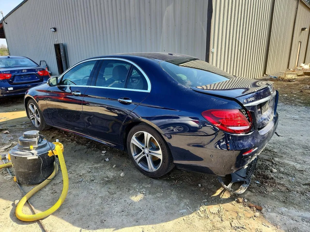 MERCEDES-BENZ E-CLASS E 300 4MATIC 2017