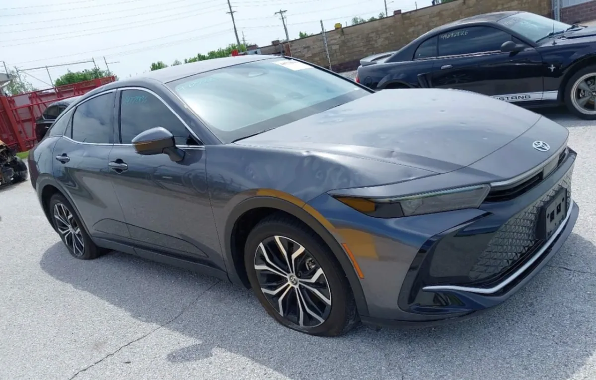 TOYOTA CROWN XLE 2023