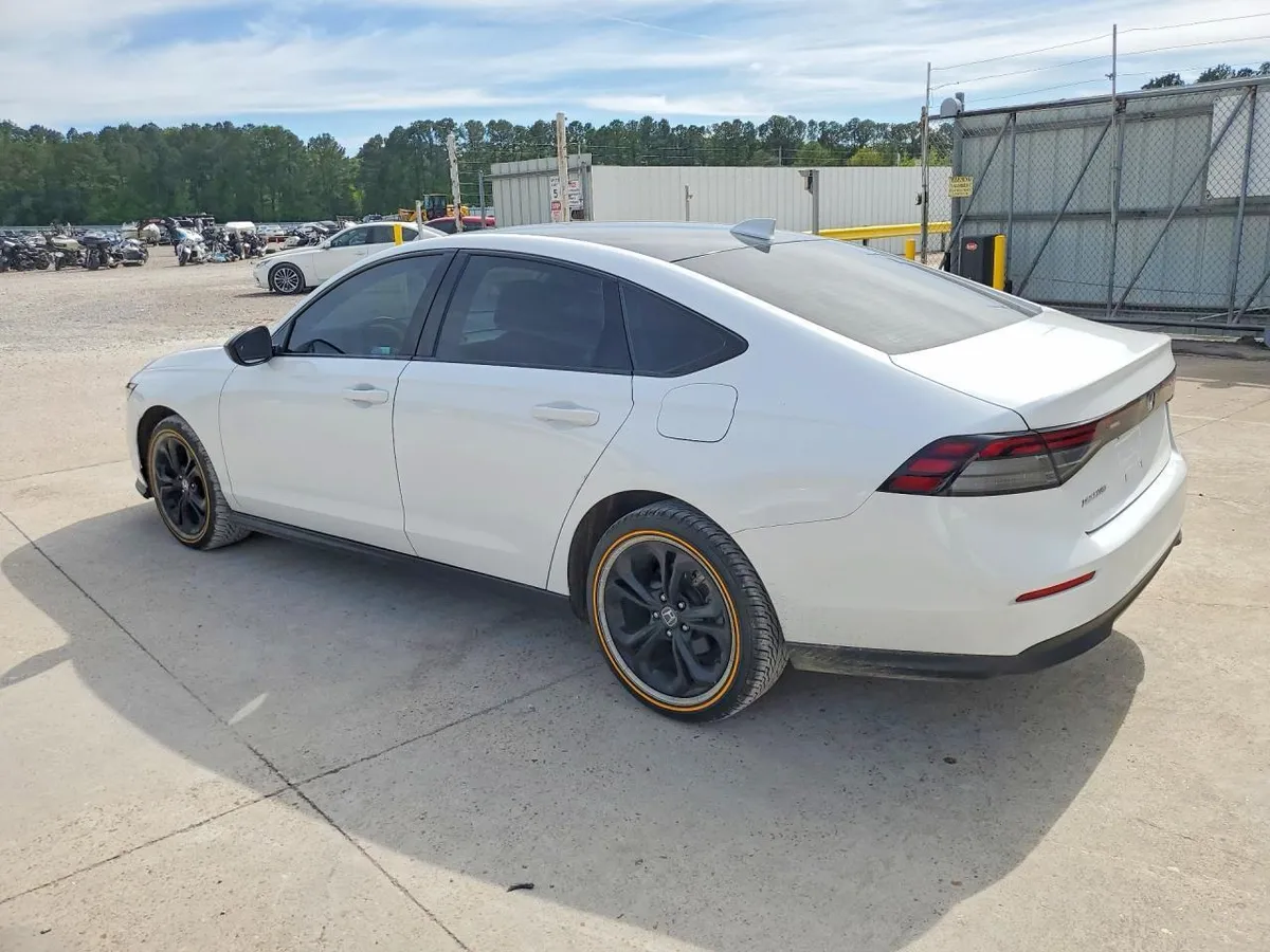 HONDA ACCORD EX 2023