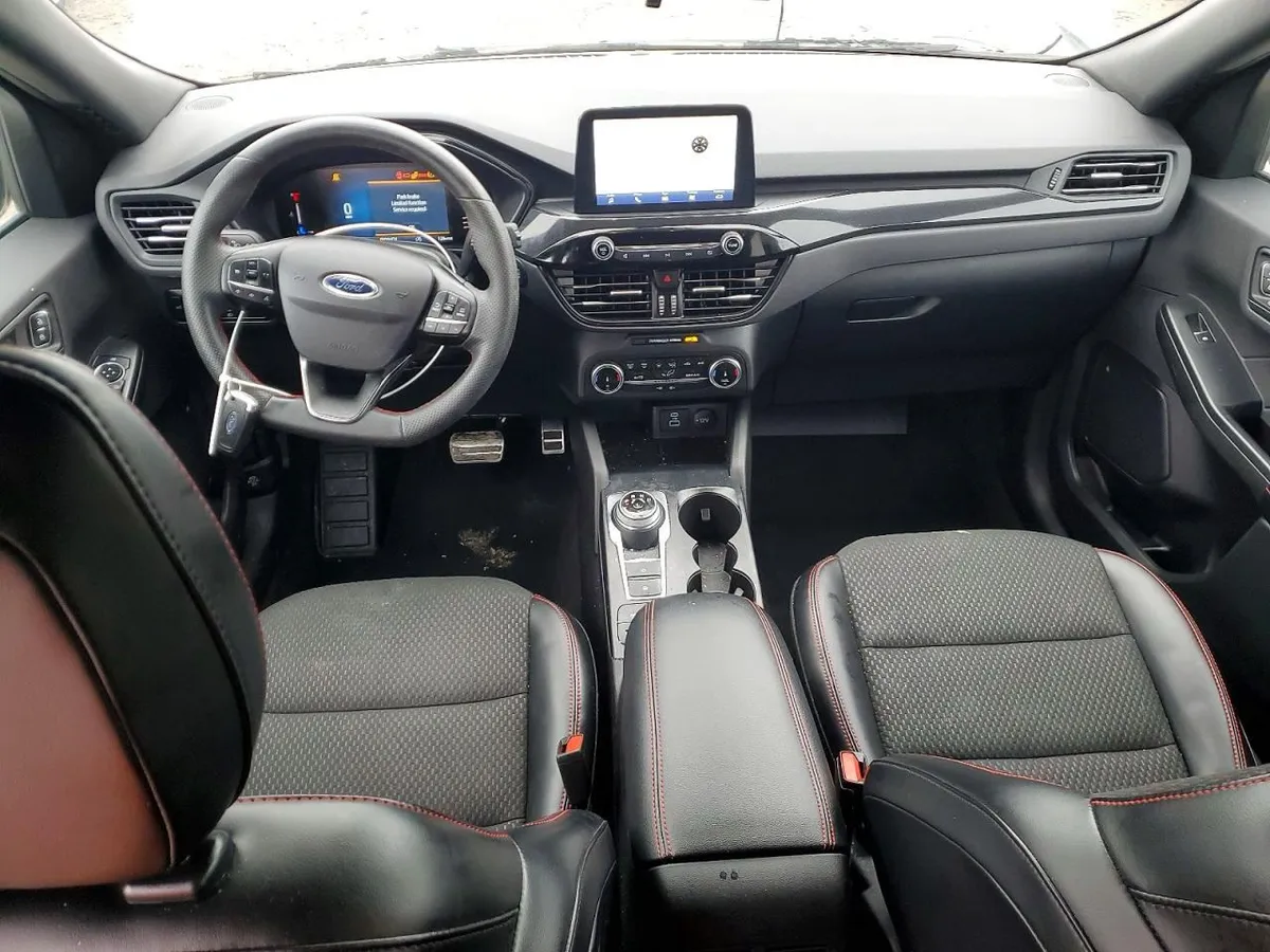 FORD ESCAPE ST LINE 2023