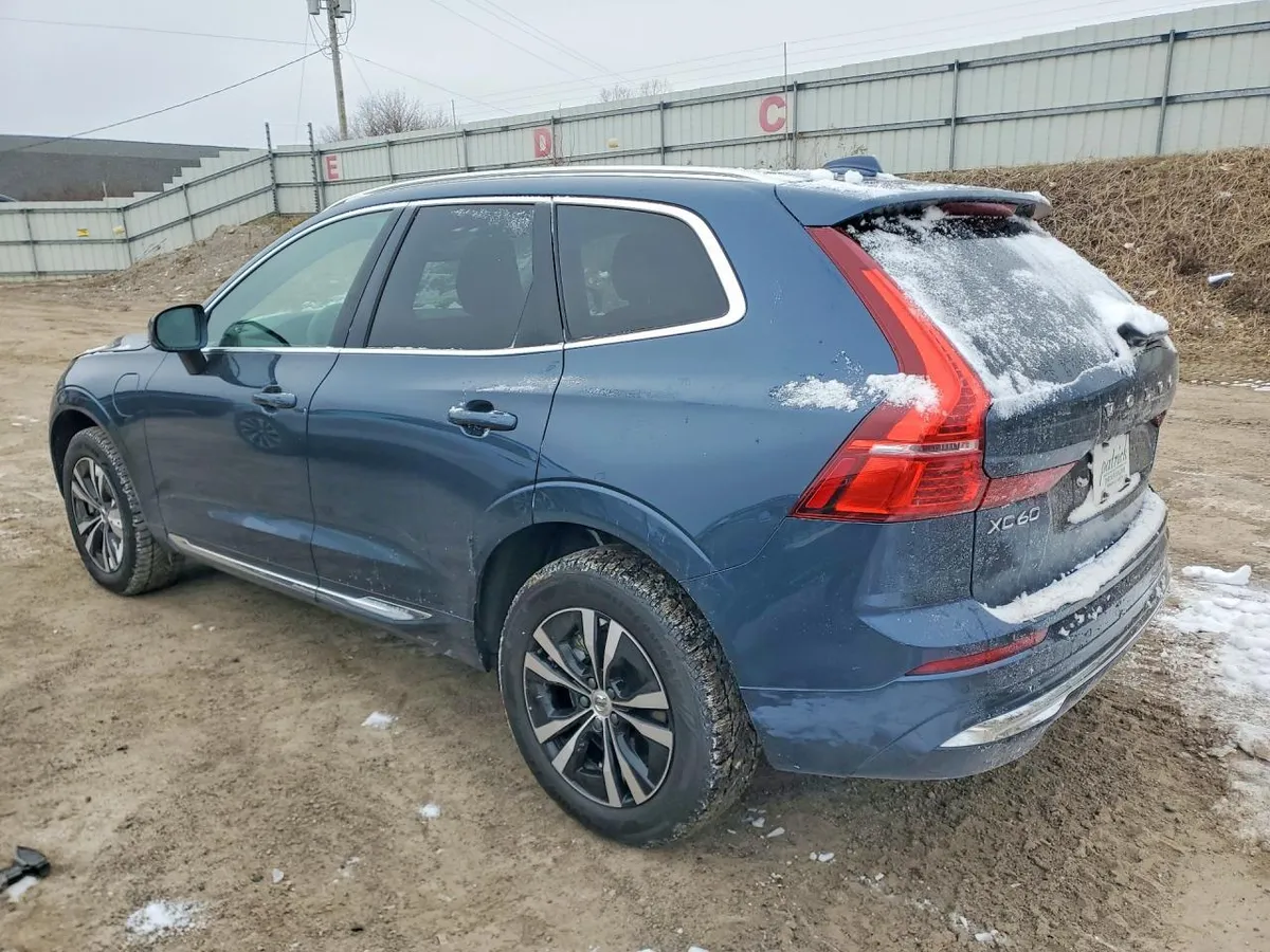 VOLVO XC60 CORE 2 2023