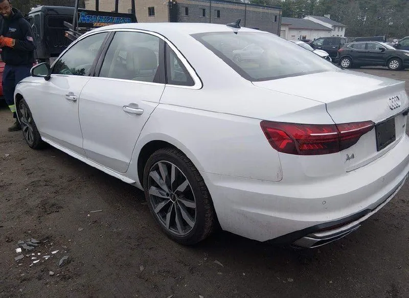 AUDI A4 PREMIUM PLUS 2023