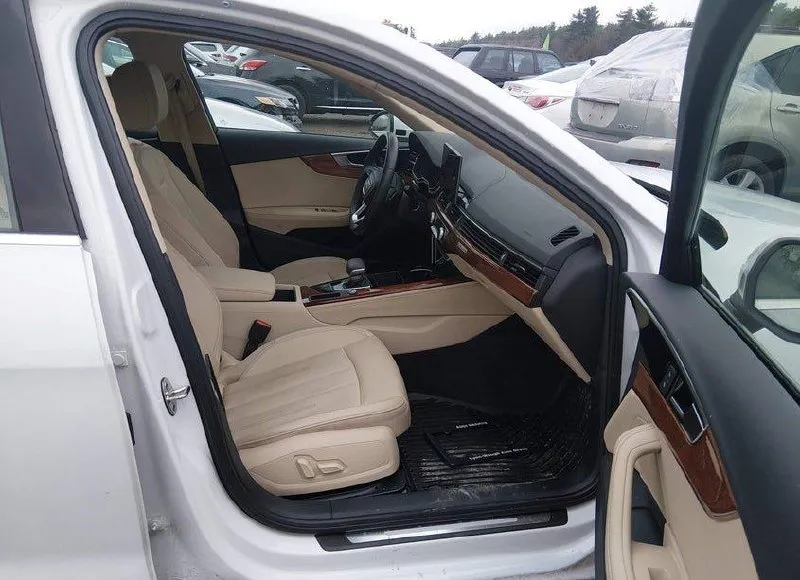 AUDI A4 PREMIUM PLUS 2023