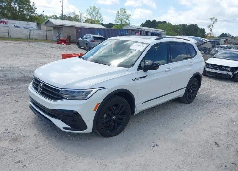 VOLKSWAGEN TIGUAN SE 2022