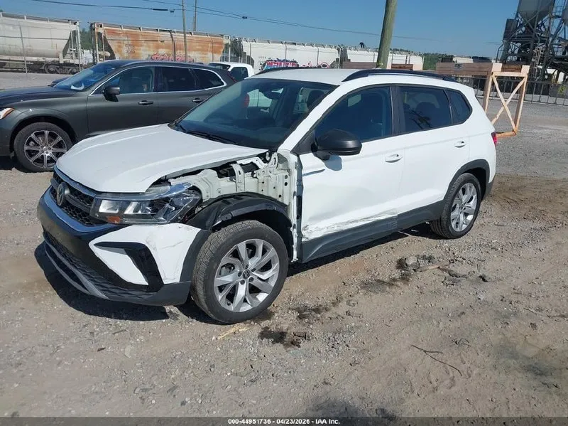 VOLKSWAGEN TAOS 2023
