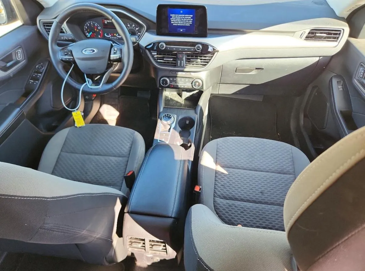 FORD ESCAPE SE 2022