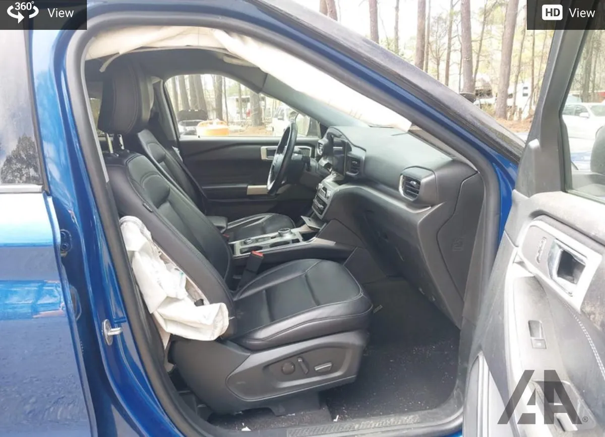 FORD EXPLORER XLT 2022
