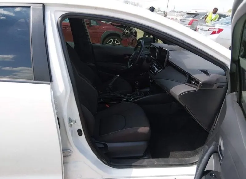 TOYOTA GR COROLLA CORE СПОРТИВНЫЕ СИДЕНЬЯ КЛИМАТ-КОНТРОЛЬ КРУИЗ-КОНТРОЛЬ И МНОГОЕ ДРУГОЕ 2023