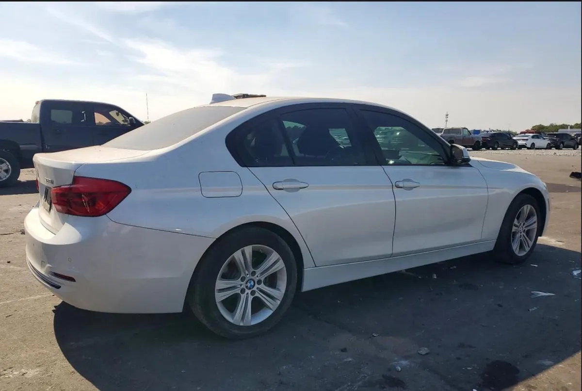 BMW 328 I SULEV 2016
