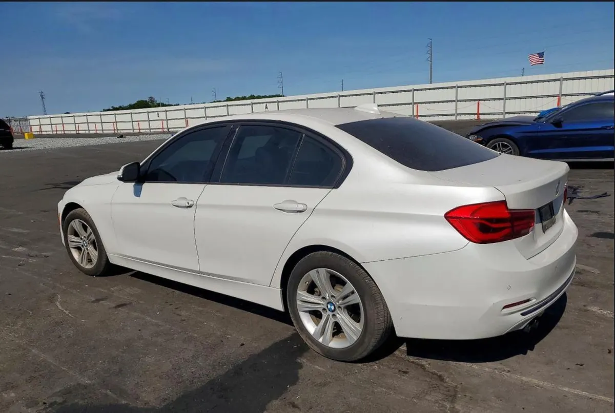BMW 328 I SULEV 2016