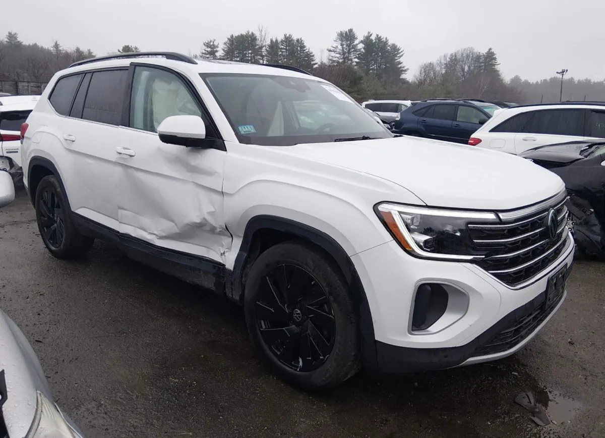 VOLKSWAGEN ATLAS SE 2024