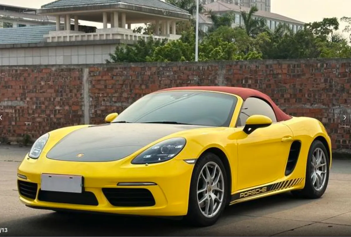 PORSCHE 718 2022