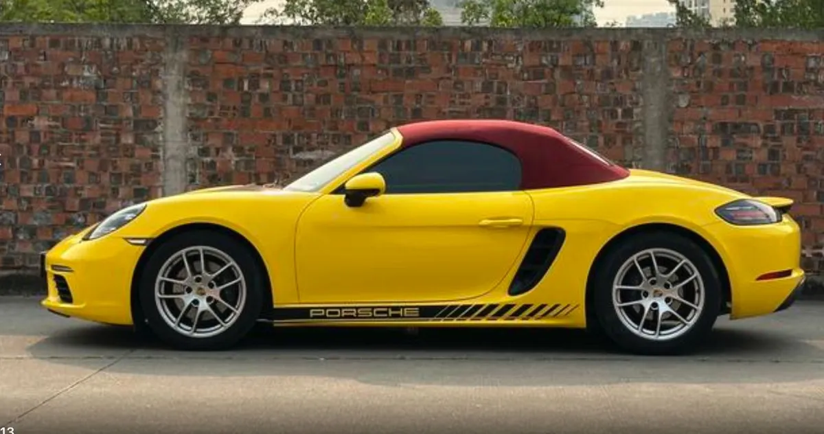 PORSCHE 718 2022