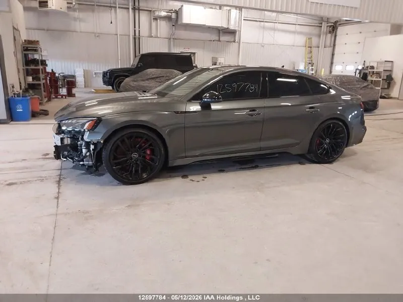 AUDI RS5 КОЖА СПОРТСИДЕНЬЯ АДАПТИВНАЯ ПОДВЕСКА МАТРИЧНЫЕ ФАРЫ МУЛЬТИМЕДИА С ДВУМЯ ЭКРАНАМИ 2025