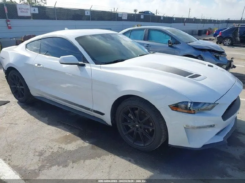FORD MUSTANG ECOBOOST FASTBACK 2022