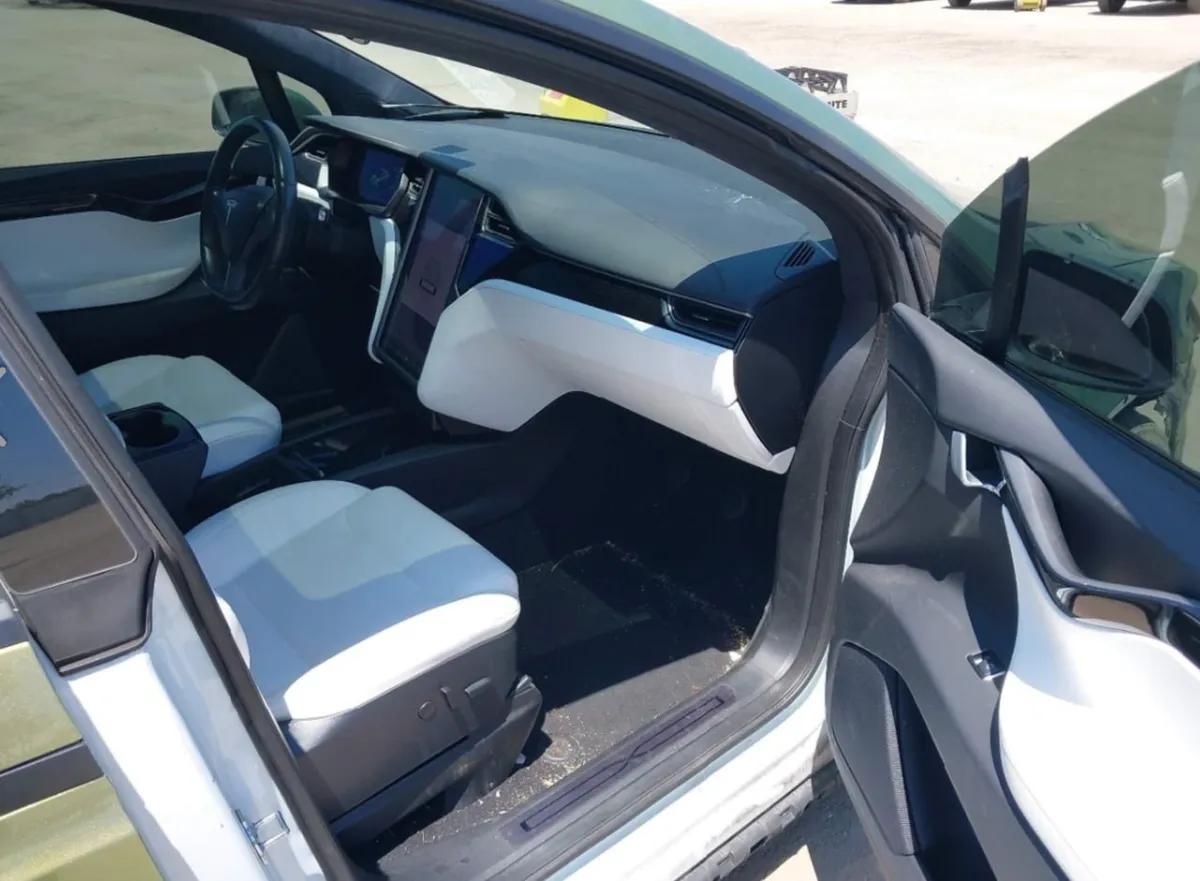 TESLA MODEL X LONG RANGE 2020