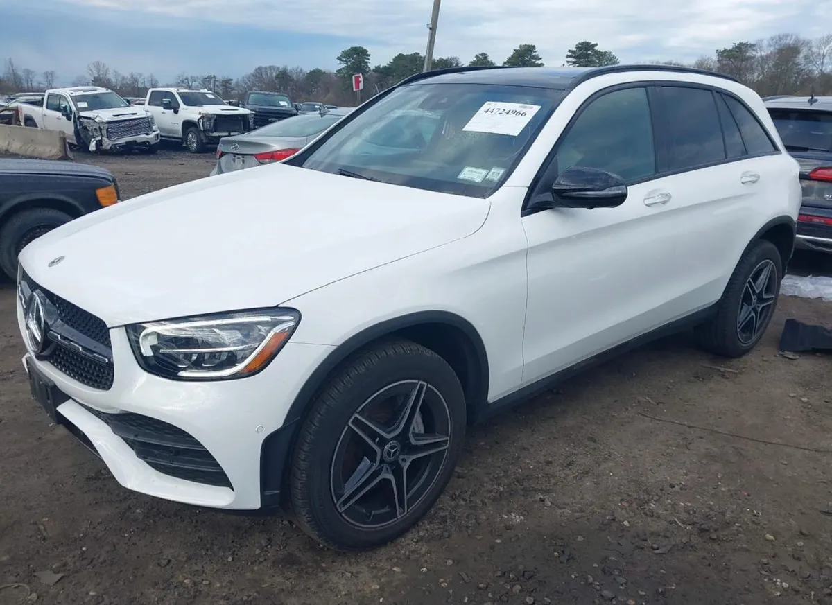 MERCEDES-BENZ GLC 0 2022
