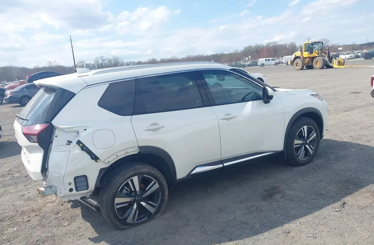 NISSAN ROGUE SL FWD 2023