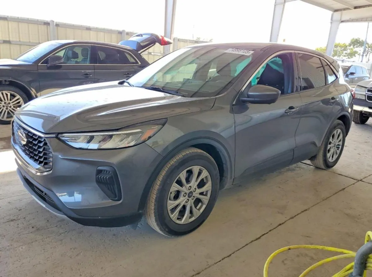 FORD ESCAPE ACTIVE 2023