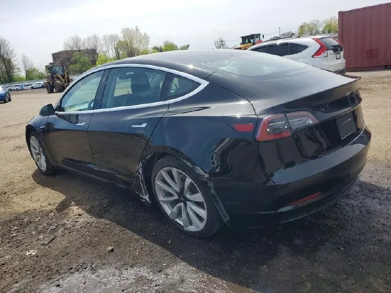 TESLA MODEL 3 2020