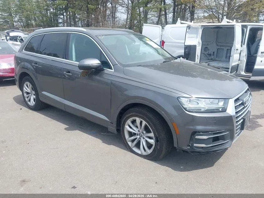 AUDI Q7 PREMIUM КОЖА ПОДОГРЕВ ПЕРЕДНИХ СИДЕНИЙ ПАНОРАМНАЯ КРЫША МУЛЬТИМЕДИА MMI С ДВУМЯ ЭКРАНАМИ КАМЕРА ЗАДН 2019
