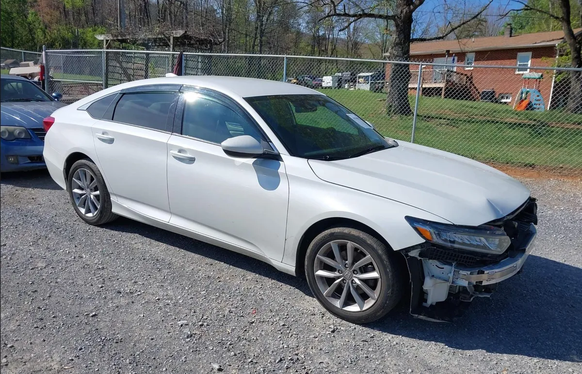 HONDA ACCORD LX 2022
