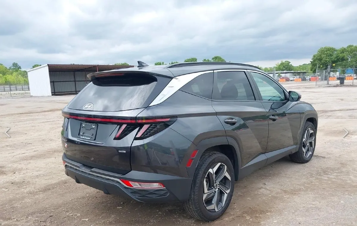 HYUNDAI TUCSON SEL 2.5L 2023