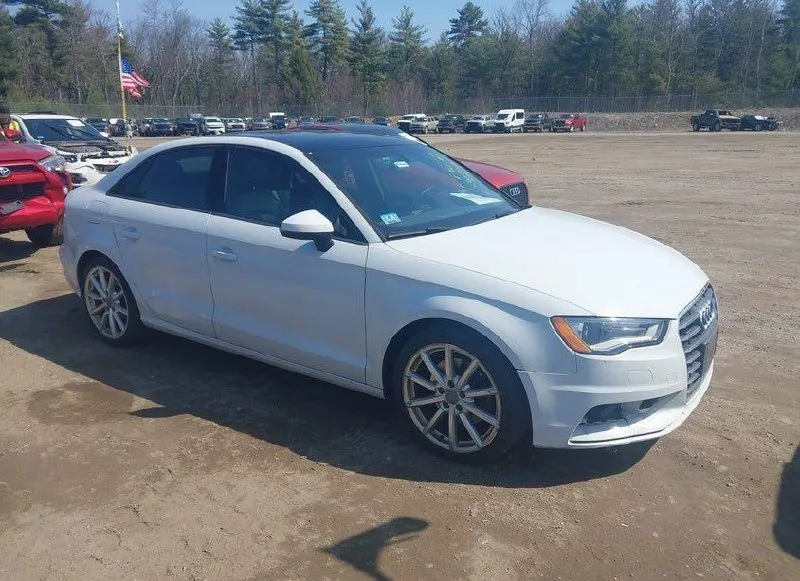 AUDI A3 PREMIUM 2015