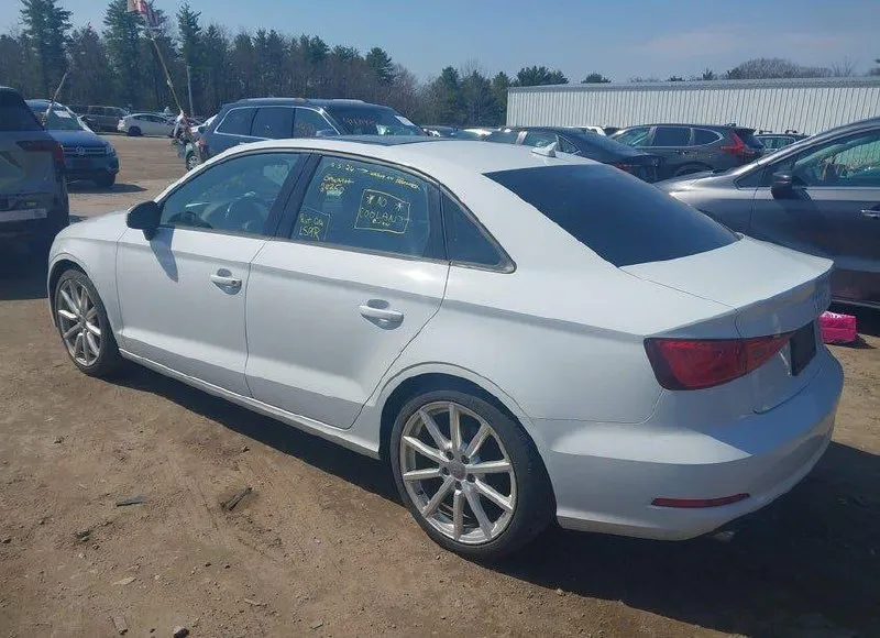 AUDI A3 PREMIUM 2015
