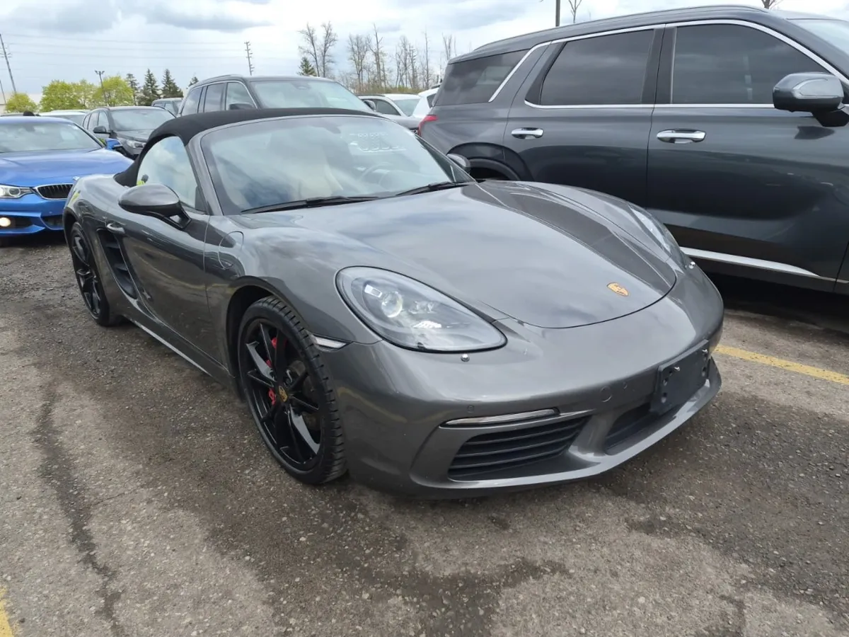 PORSCHE 718 350 Л.С 2017