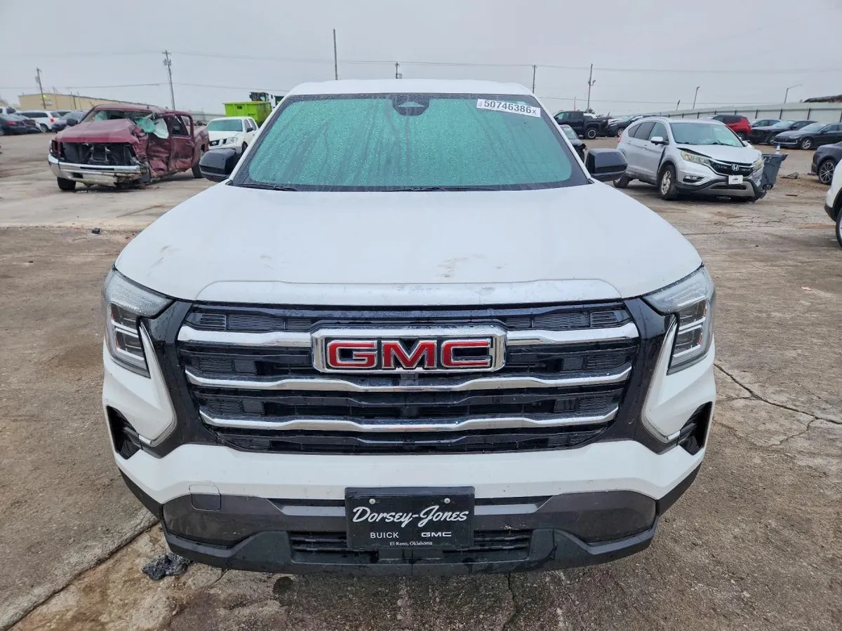 GMC TERRAIN ELEVATION 1 2025