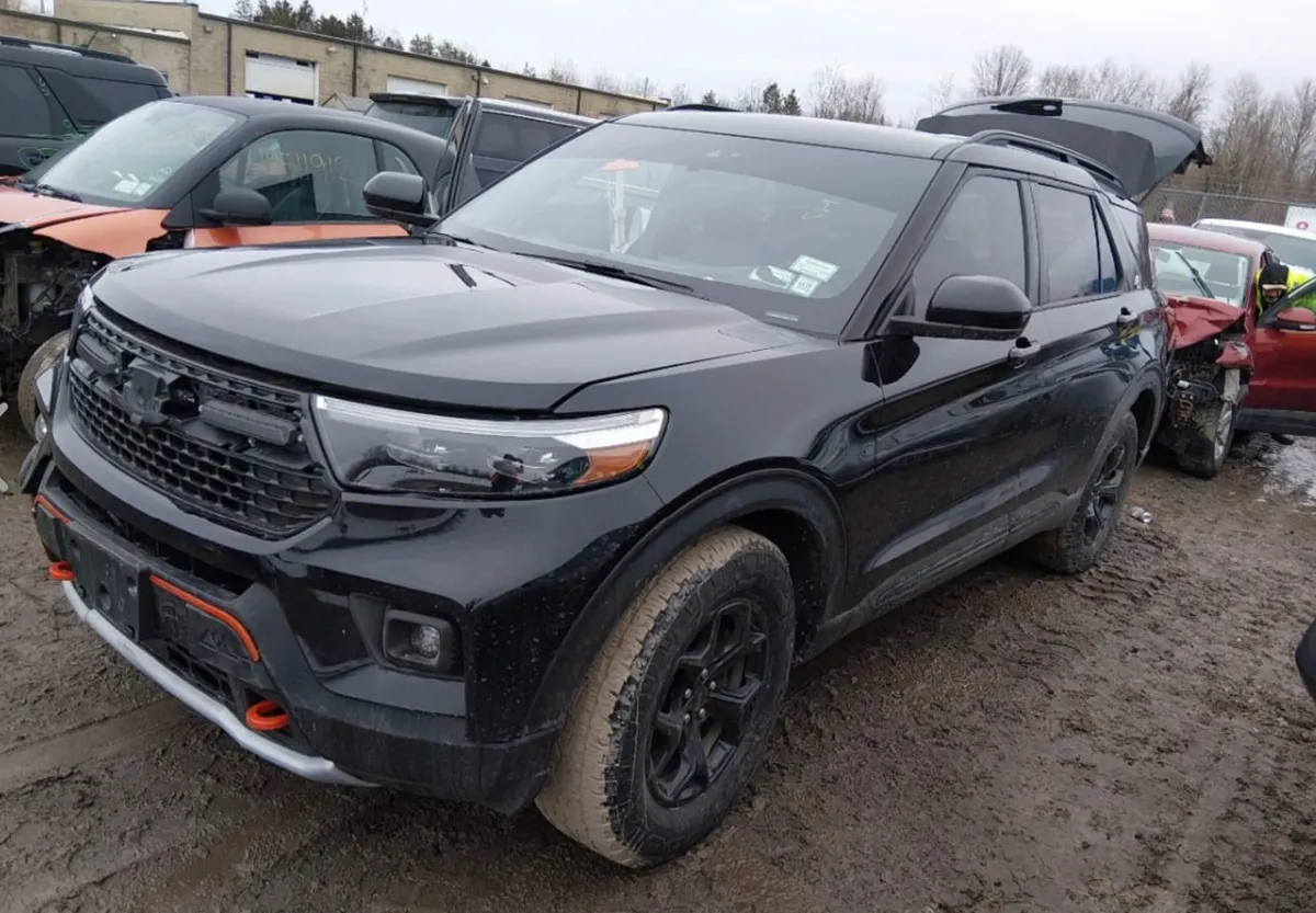 FORD EXPLORER TIMBERLINE 2 2023