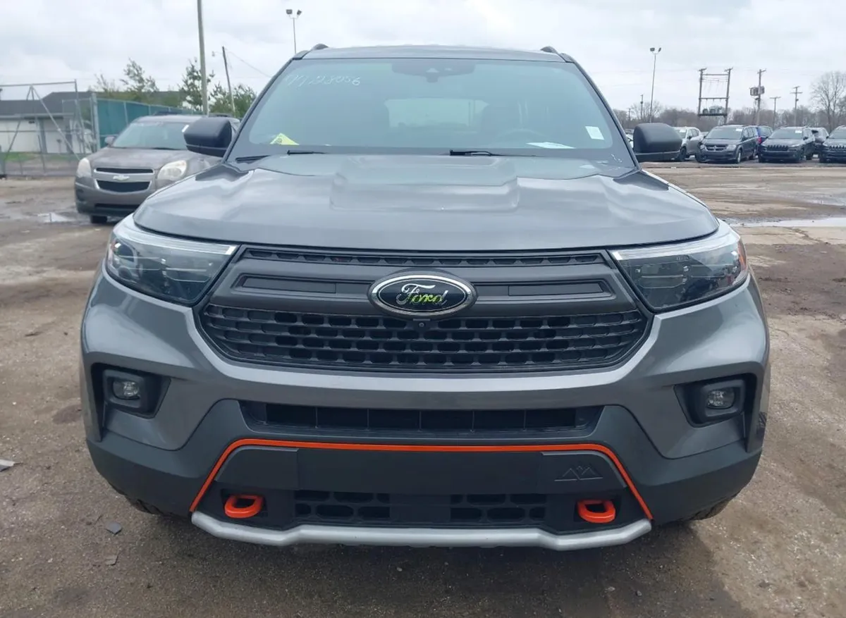 FORD EXPLORER TIMBERLINE 2022