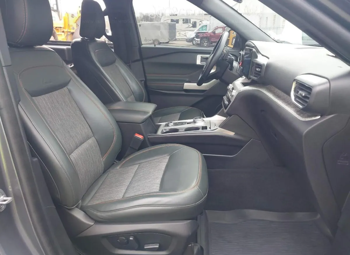 FORD EXPLORER TIMBERLINE 2022