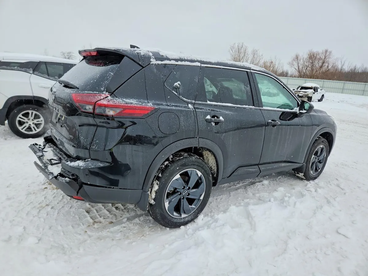 NISSAN ROGUE SV 2025