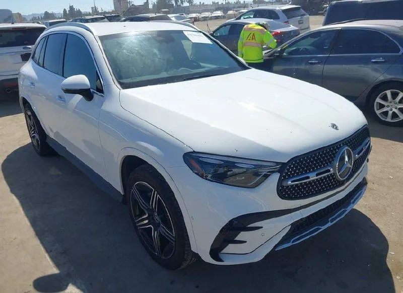 MERCEDES-BENZ GLC 300 SUV 2023
