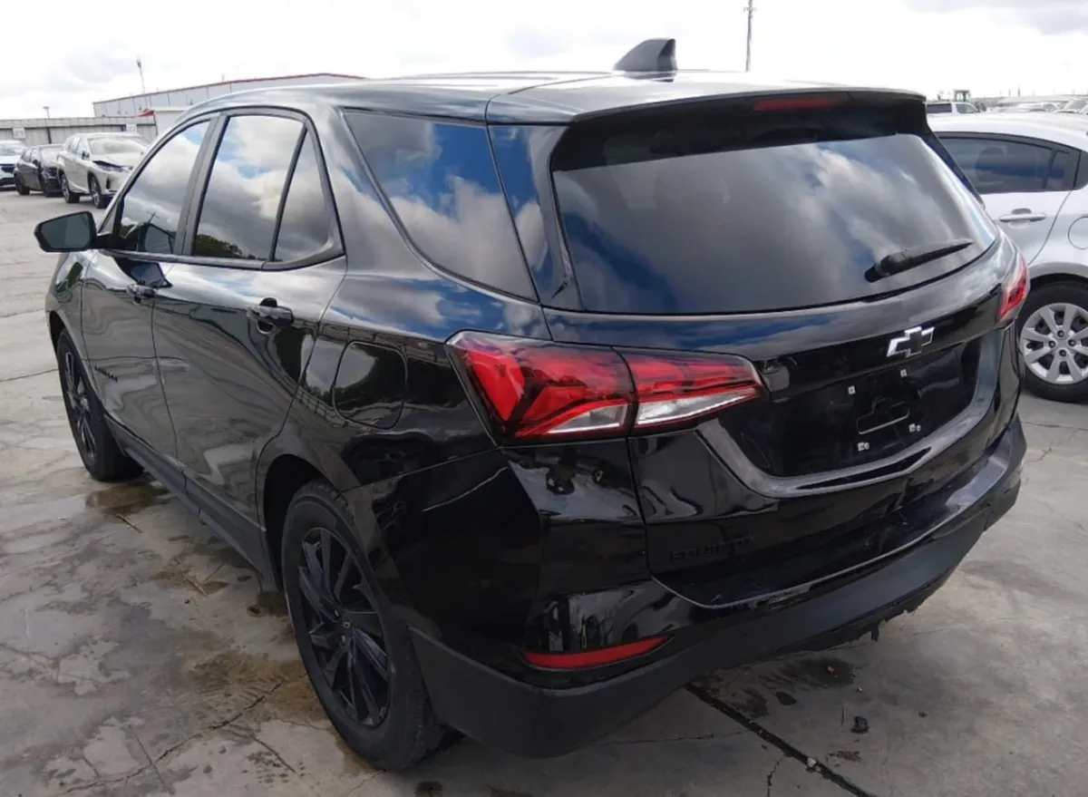 CHEVROLET EQUINOX LS FWD 1 2024