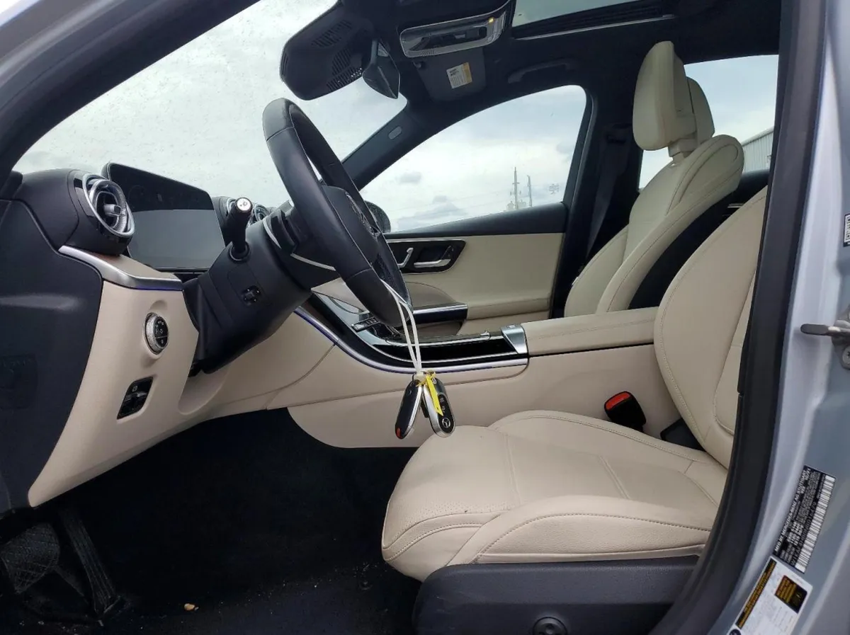 MERCEDES-BENZ C-CLASS 2022