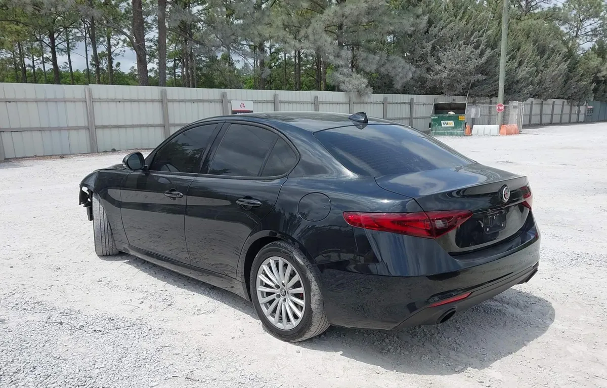 ALFA ROMEO GIULIA SPRINT RWD 2023