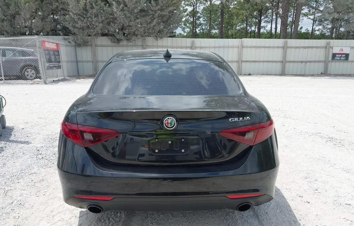 ALFA ROMEO GIULIA SPRINT RWD 2023
