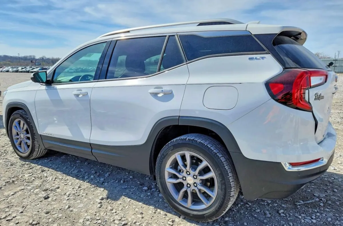 GMC TERRAIN SLT 2022
